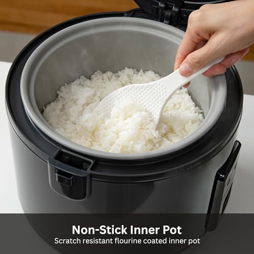 Black 8 cup rice cooker with retractable cord — photo 3